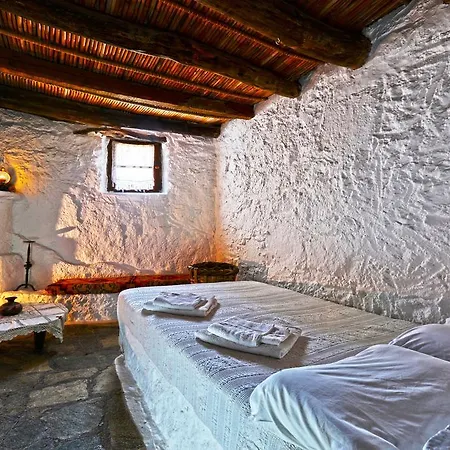 Aspros Potamos Aparthotel 2*