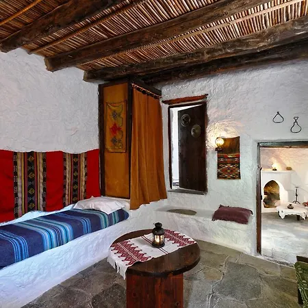 Aparthotel Aspros Potamos