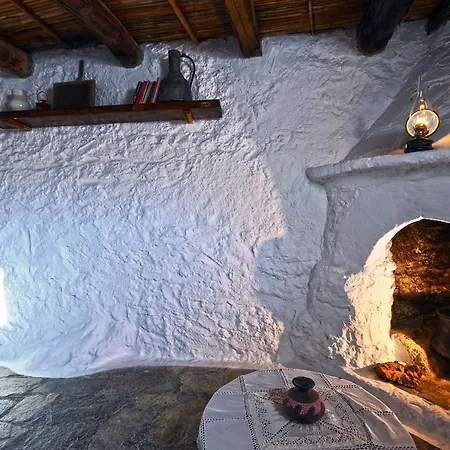 Aspros Potamos Aparthotel Makrýgialos